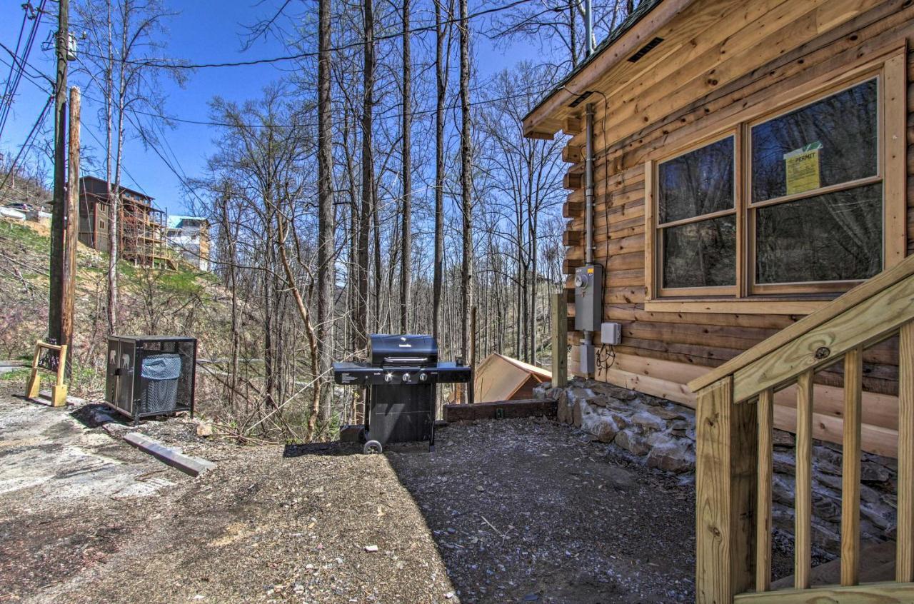 The Phoenix Cabin With Hot Tub In Gatlinburg! Bagian luar foto